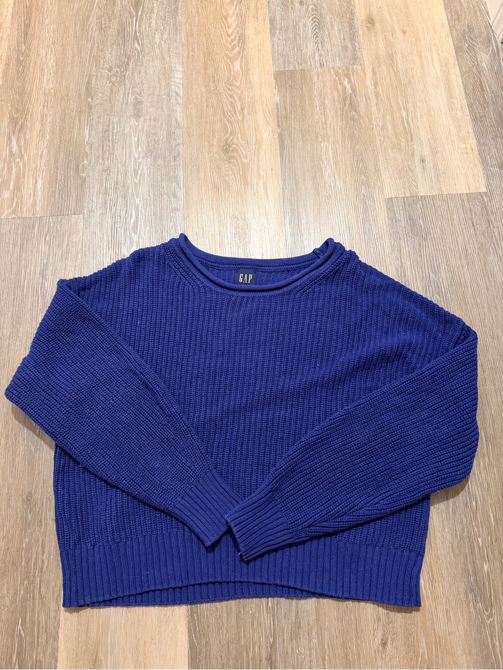 GAP roll neck sweater